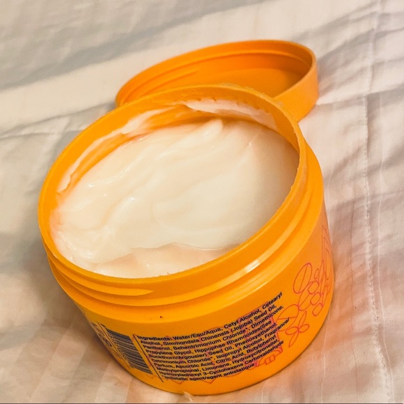 Soulfood Nourishing Hair Mask - Picture 3 of 5